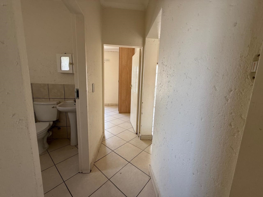 2 Bedroom Property for Sale in Waterval East North West